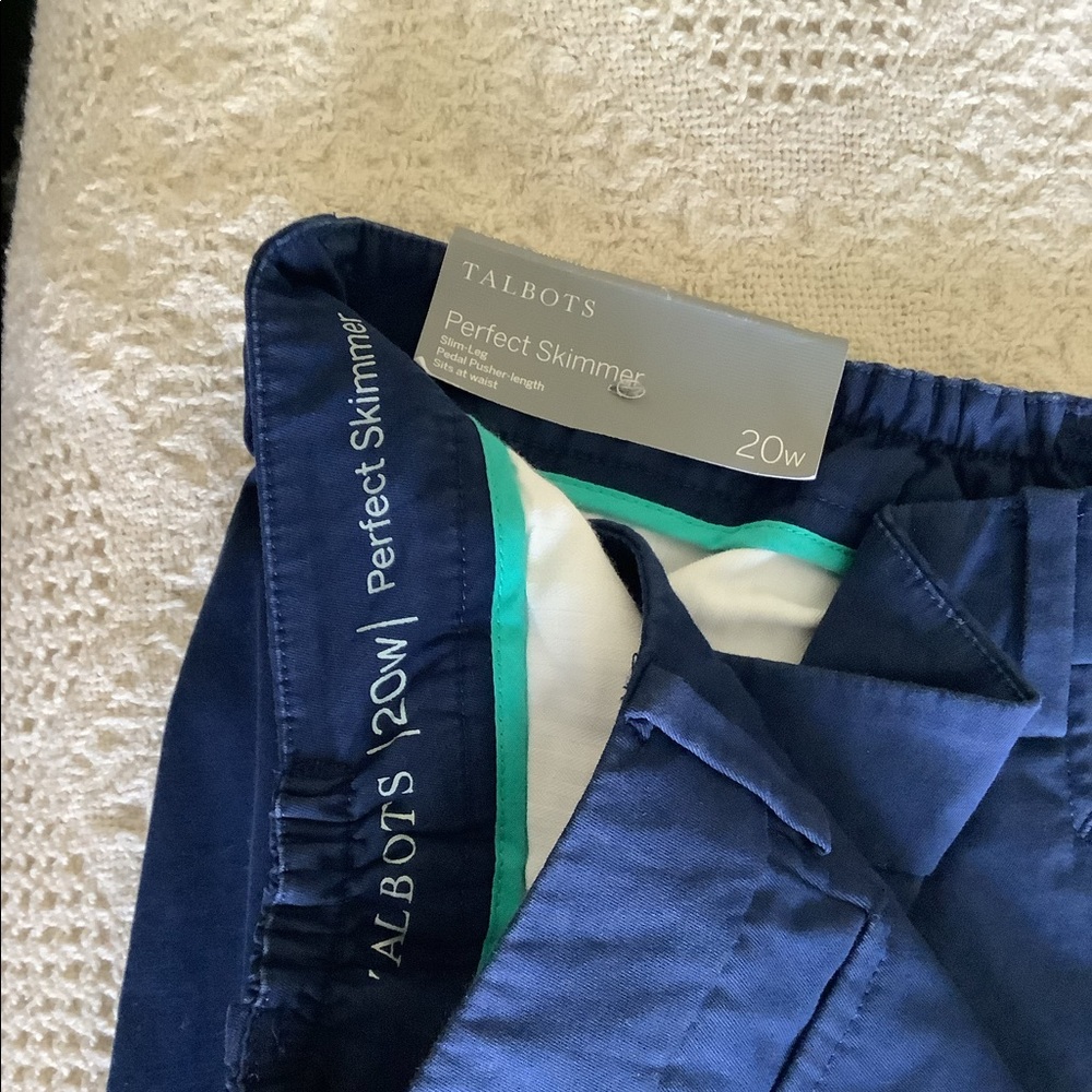 New Talbots Pedal Pusher Blue Capri